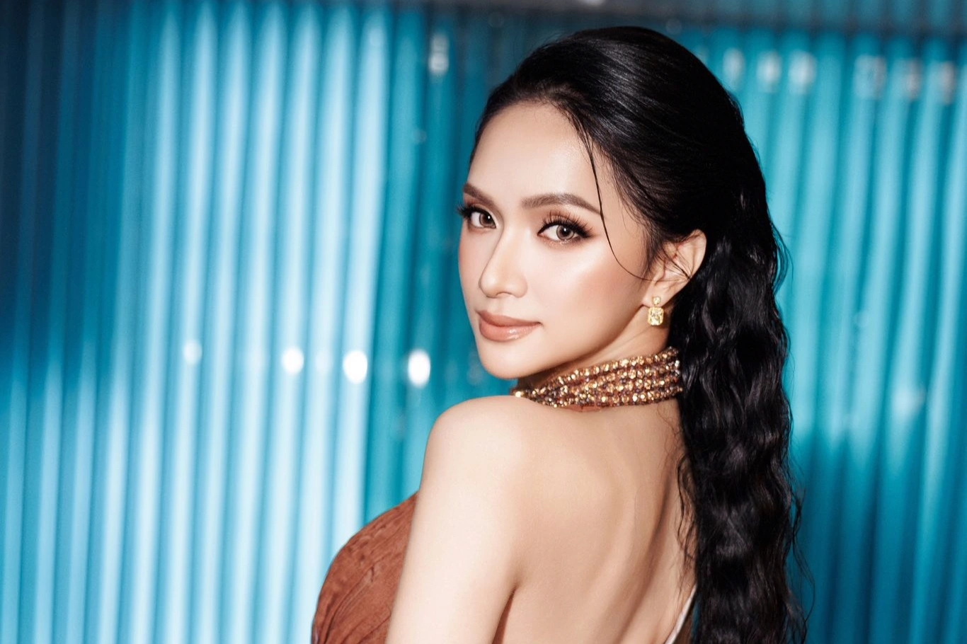 Hương Giang thi hoa hậu chuyển giới Quốc Tế